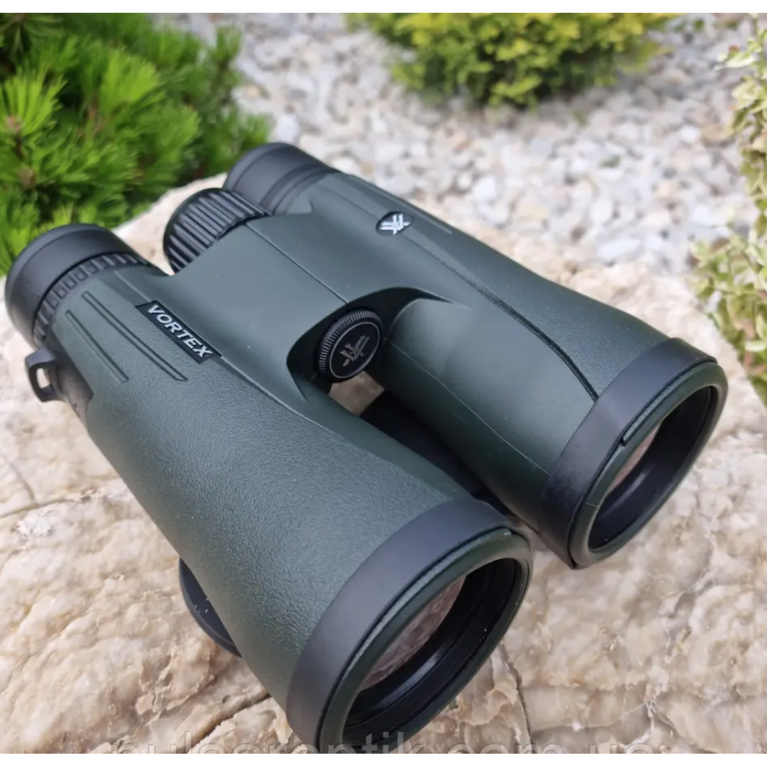 Бинокль VORTEX Viper HD 10x50
