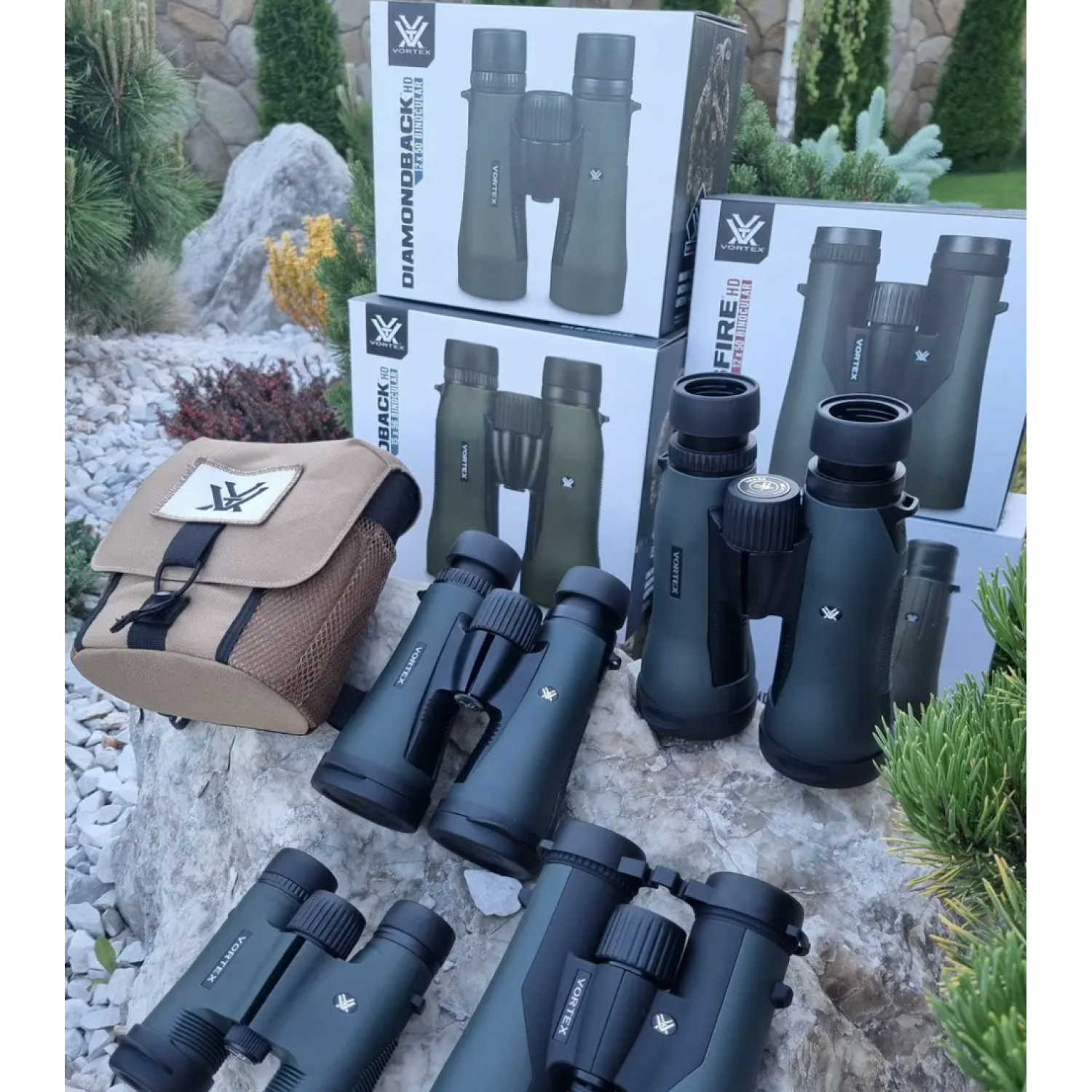 Бинокль VORTEX Diamondback HD 8x28
