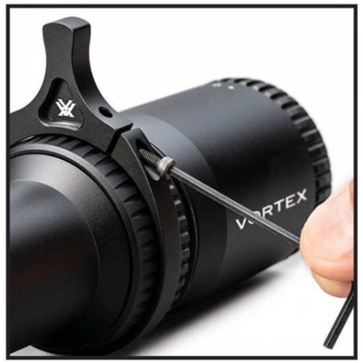 Оптический прицел VORTEX Strike Eagle 1-8X24 FFP EBR-8 (MOA) (SE-1801)