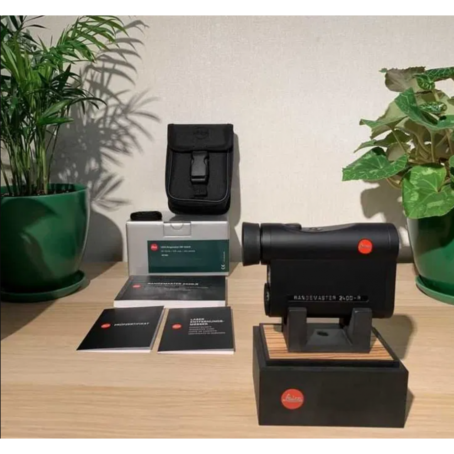 Дальномер LEICA RANGEMASTER CRF 2400-R 7х24