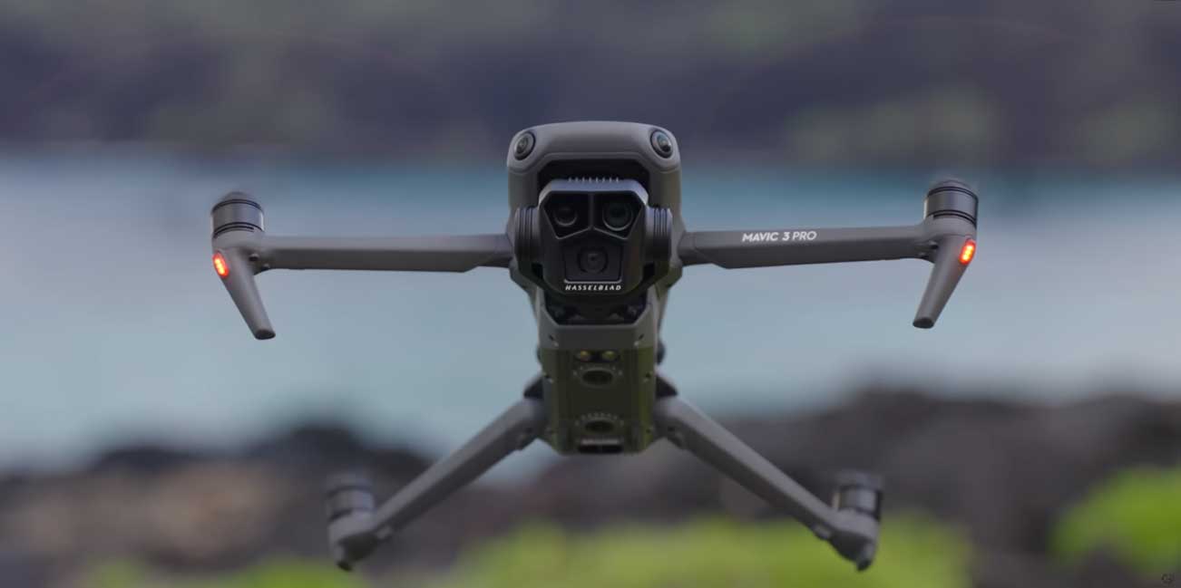 Квадрокоптер DJI Mavic 3 Pro Fly More Combo with DJI RC (CP.MA.00000660.01)