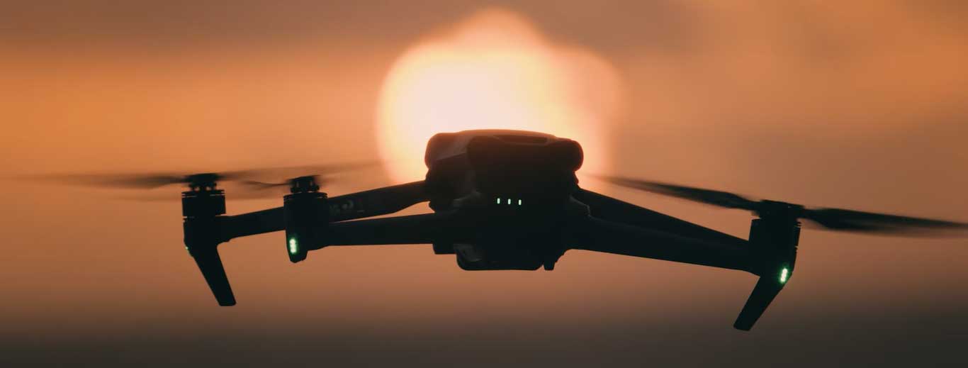 Квадрокоптер DJI Mavic 3 Pro with DJI RC (CP.MA.00000654.01, CP.MA.00000656.01)