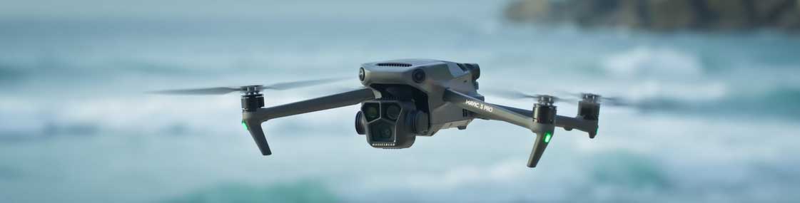 Квадрокоптер DJI Mavic 3 Pro with DJI RC (CP.MA.00000654.01, CP.MA.00000656.01)